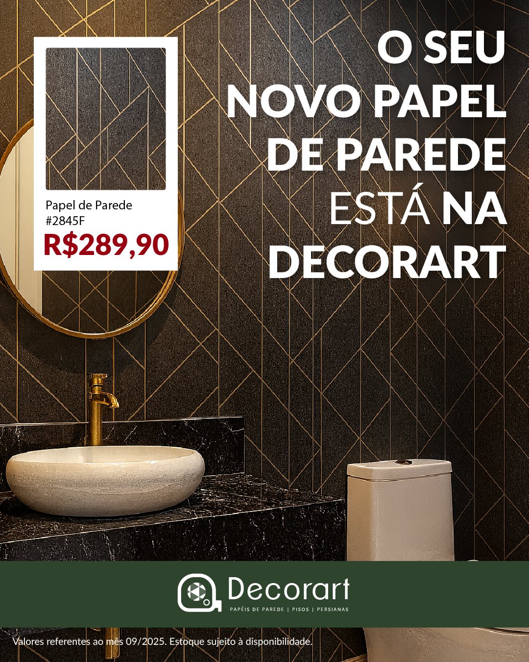 Post Decorart: O seu novo papel de parede está na Decorart, banheiro com papel geométrico preto e dourado e preço